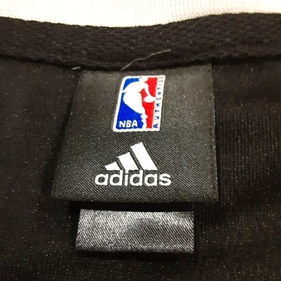 San Antonio Spurs Jersey - Picture 11 of 12